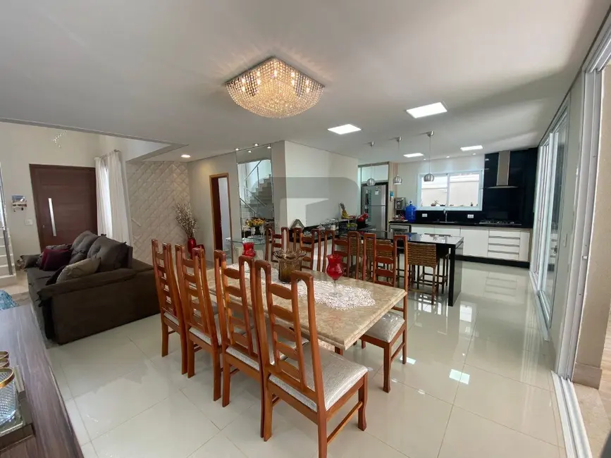 Foto 5 de Casa de Condomínio com 3 quartos à venda, 251m2 em Swiss Park, Campinas - SP