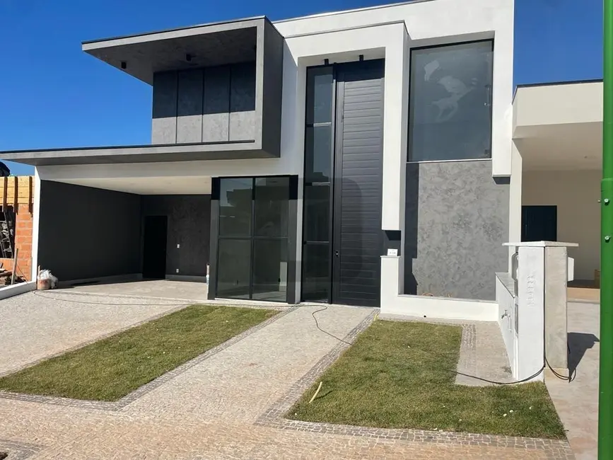 Foto 1 de Casa de Condomínio com 3 quartos à venda, 187m2 em Roncáglia, Valinhos - SP