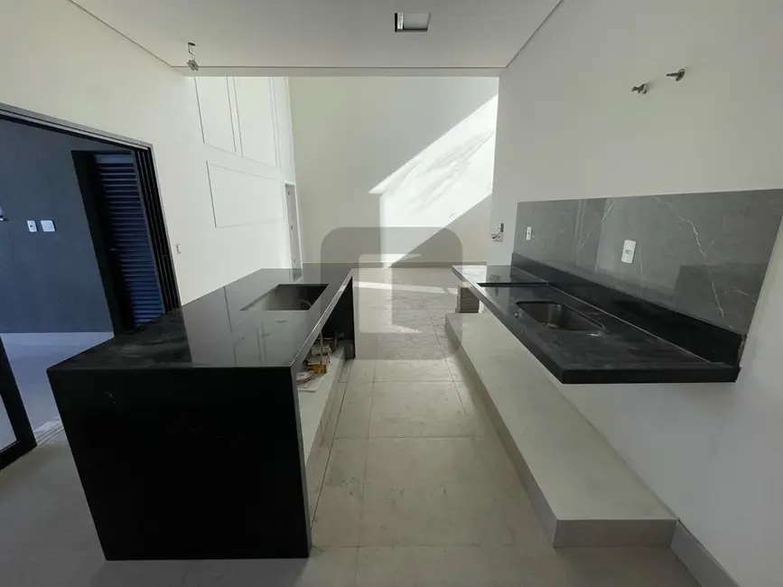 Foto 6 de Casa de Condomínio com 3 quartos à venda, 187m2 em Roncáglia, Valinhos - SP