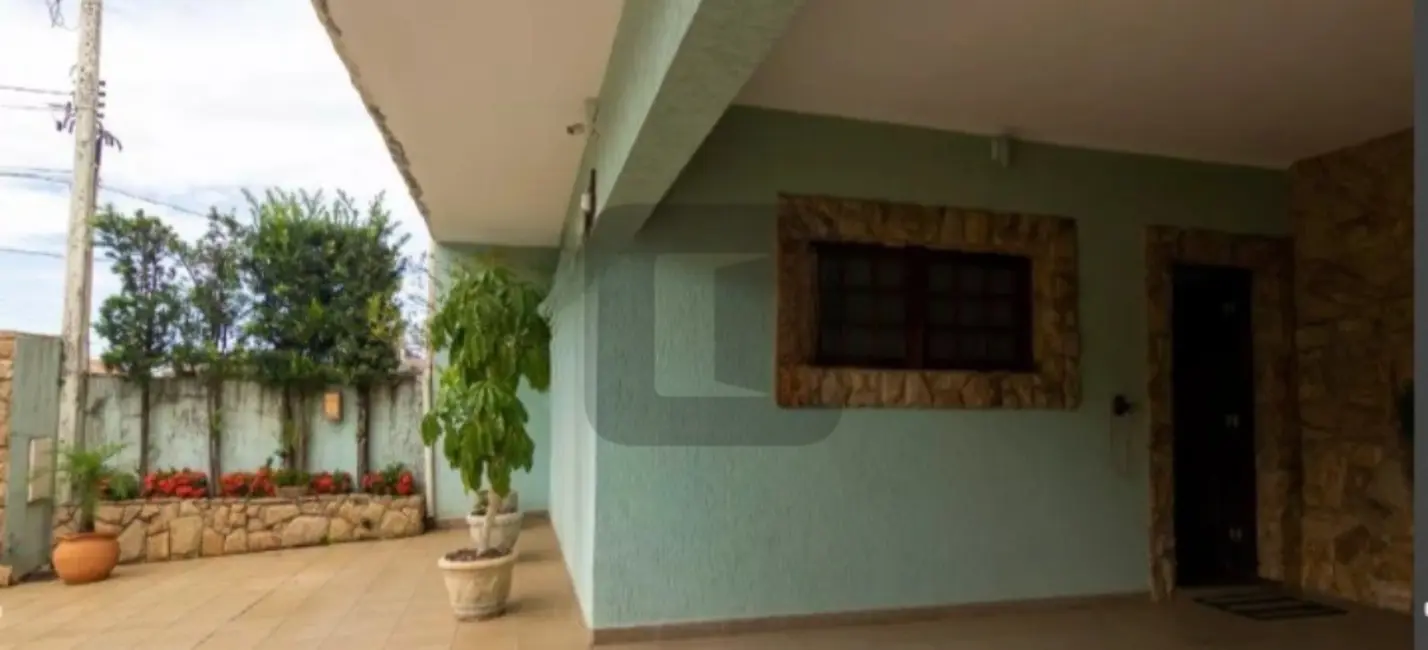 Casa com 3 quartos à venda, 250m2 em Parque da Figueira, Campinas - SP - imagem 3 Foto 3 de Casa com 3 quartos à venda, 250m2 em Parque da Figueira, Campinas - SP