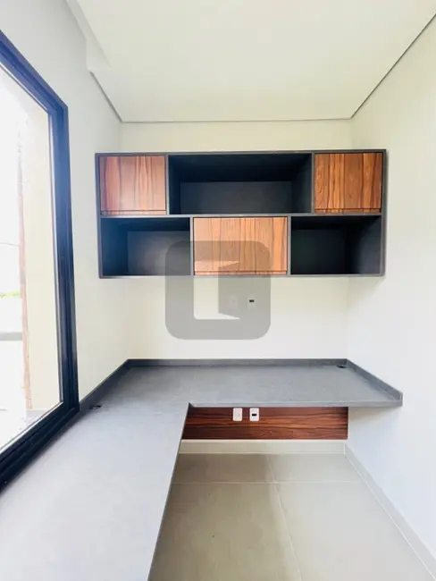 Casa de Condomínio com 3 quartos à venda, 206m2 em Swiss Park, Campinas - SP - imagem 7 Foto 7 de Casa de Condomínio com 3 quartos à venda, 206m2 em Swiss Park, Campinas - SP