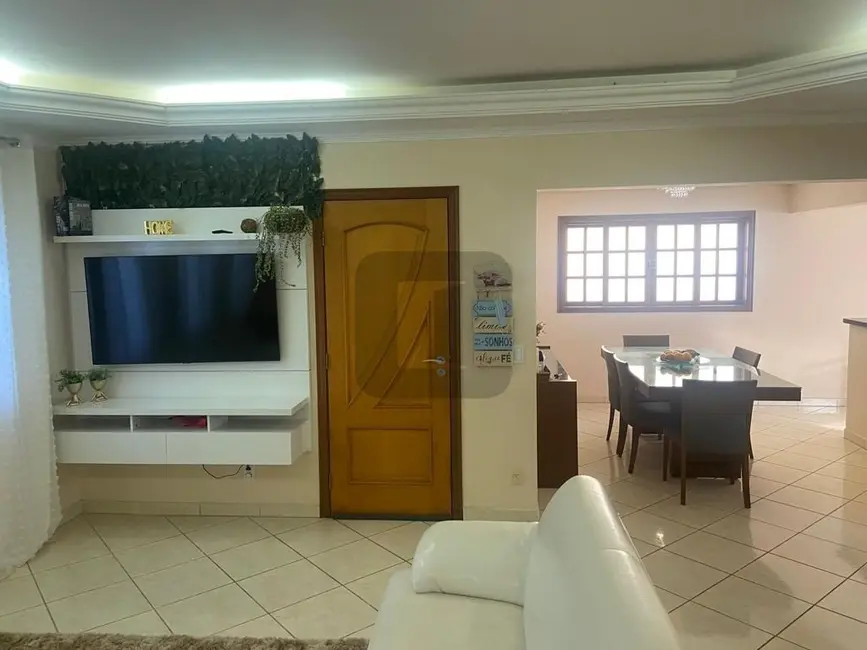 Foto 4 de Casa de Condomínio com 4 quartos à venda, 233m2 em Parque Ortolândia, Hortolandia - SP