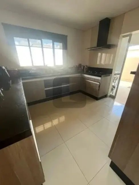 Foto 5 de Casa de Condomínio com 3 quartos à venda, 250m2 em Residencial Real Parque Sumaré, Sumare - SP