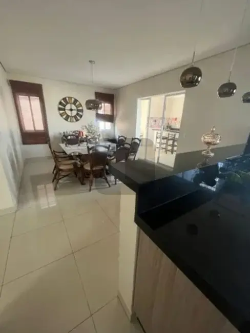 Foto 4 de Casa de Condomínio com 3 quartos à venda, 250m2 em Residencial Real Parque Sumaré, Sumare - SP