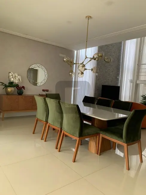 Foto 7 de Casa de Condomínio com 4 quartos à venda, 292m2 em Swiss Park, Campinas - SP