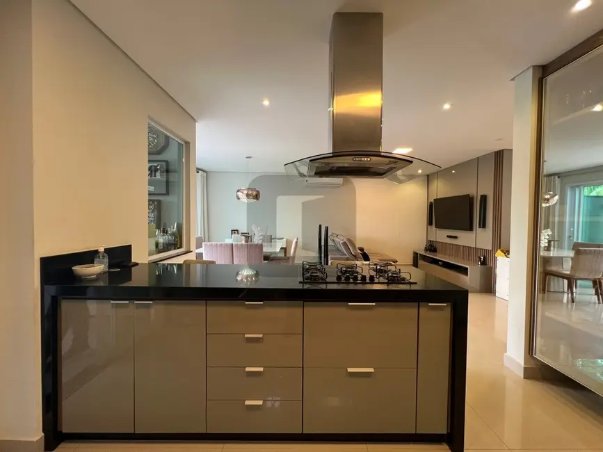 Foto 7 de Casa de Condomínio com 4 quartos à venda e para alugar, 200m2 em Swiss Park, Campinas - SP