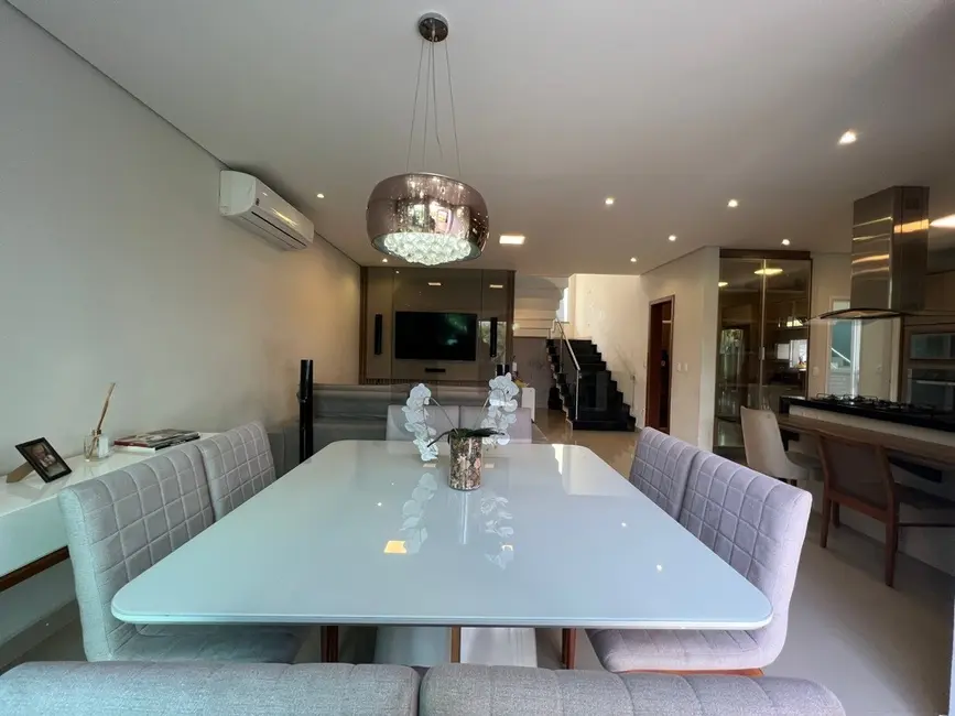 Foto 5 de Casa de Condomínio com 4 quartos à venda e para alugar, 200m2 em Swiss Park, Campinas - SP