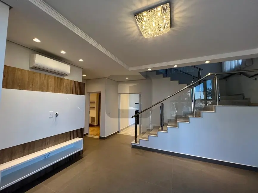 Casa de Condomínio com 4 quartos à venda, 360m2 em Swiss Park, Campinas - SP - imagem 4 Foto 4 de Casa de Condomínio com 4 quartos à venda, 360m2 em Swiss Park, Campinas - SP