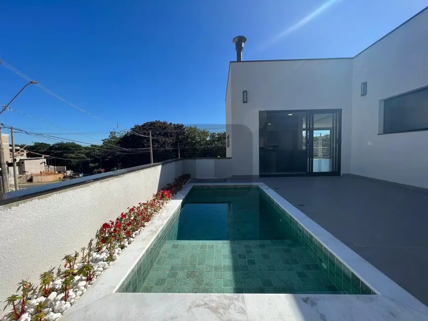 Casa de Condomínio com 4 quartos à venda, 290m2 em Swiss Park, Campinas - SP - imagem 3 Foto 3 de Casa de Condomínio com 4 quartos à venda, 290m2 em Swiss Park, Campinas - SP
