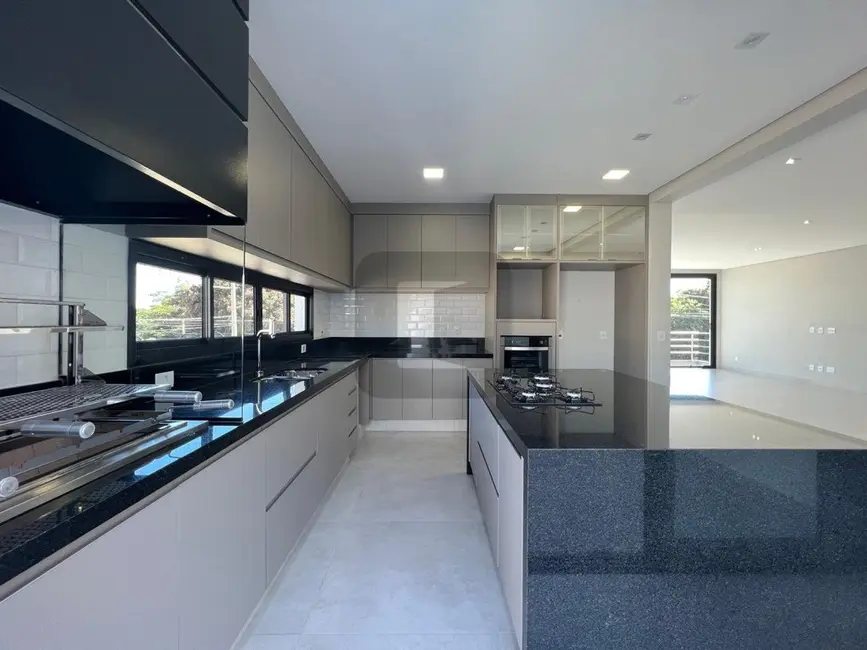 Casa de Condomínio com 4 quartos à venda, 290m2 em Swiss Park, Campinas - SP - imagem 8 Foto 8 de Casa de Condomínio com 4 quartos à venda, 290m2 em Swiss Park, Campinas - SP