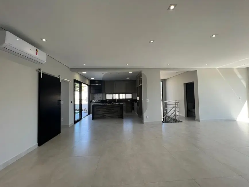 Casa de Condomínio com 4 quartos à venda, 290m2 em Swiss Park, Campinas - SP - imagem 7 Foto 7 de Casa de Condomínio com 4 quartos à venda, 290m2 em Swiss Park, Campinas - SP