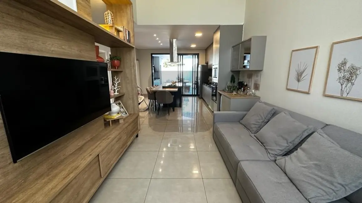 Foto 3 de Casa de Condomínio com 3 quartos à venda, 190m2 em Swiss Park, Campinas - SP