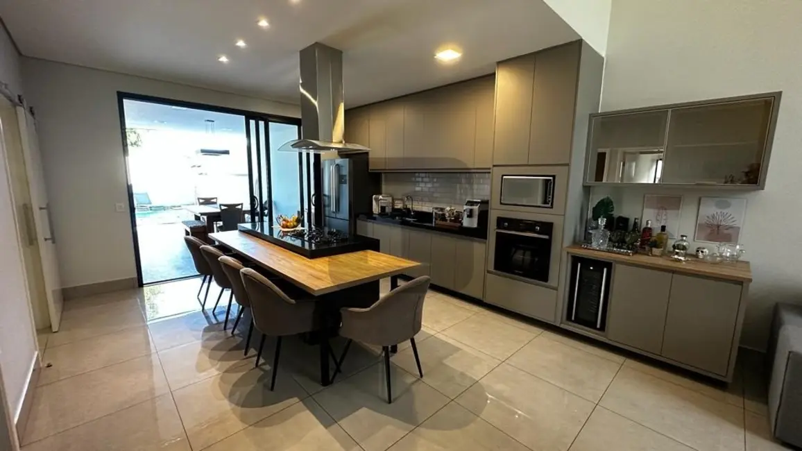 Foto 7 de Casa de Condomínio com 3 quartos à venda, 190m2 em Swiss Park, Campinas - SP