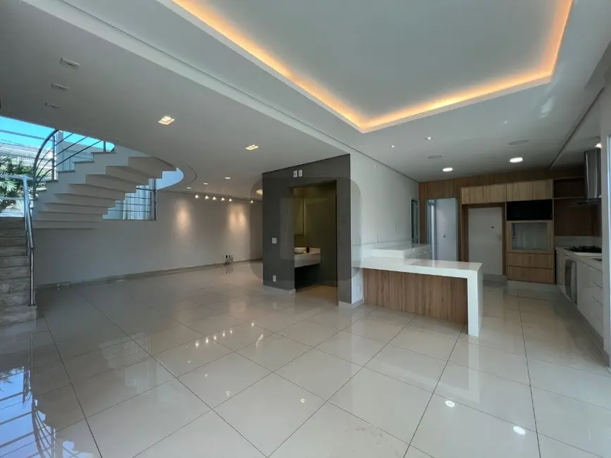 Foto 8 de Casa de Condomínio com 3 quartos à venda, 360m2 em Swiss Park, Campinas - SP