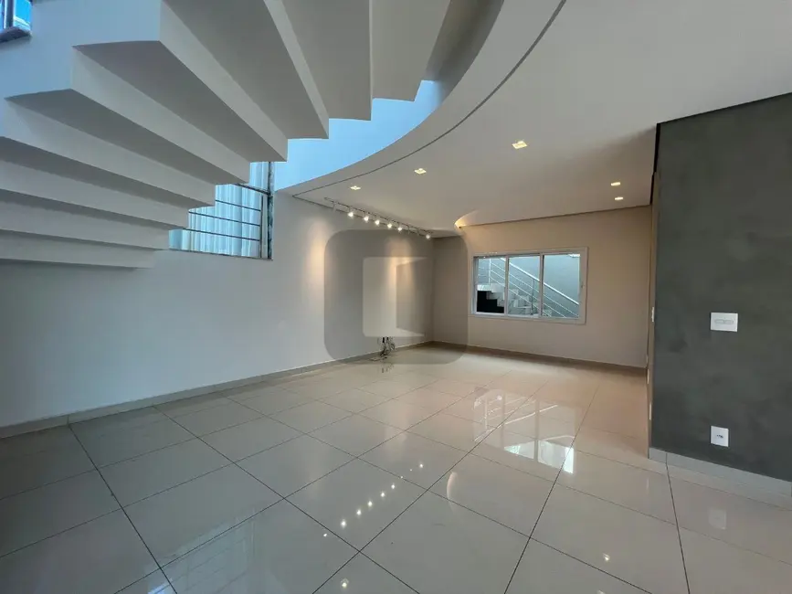 Foto 7 de Casa de Condomínio com 3 quartos à venda, 360m2 em Swiss Park, Campinas - SP