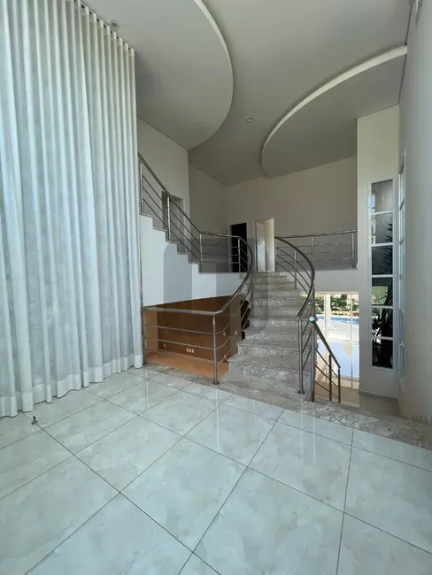 Foto 3 de Casa de Condomínio com 3 quartos à venda, 360m2 em Swiss Park, Campinas - SP