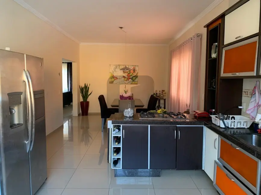 Foto 6 de Casa de Condomínio com 5 quartos à venda e para alugar, 400m2 em Parque Xangrilá, Campinas - SP