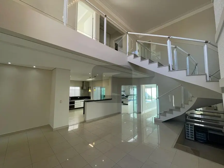 Foto 3 de Casa de Condomínio com 4 quartos à venda, 300m2 em Swiss Park, Campinas - SP