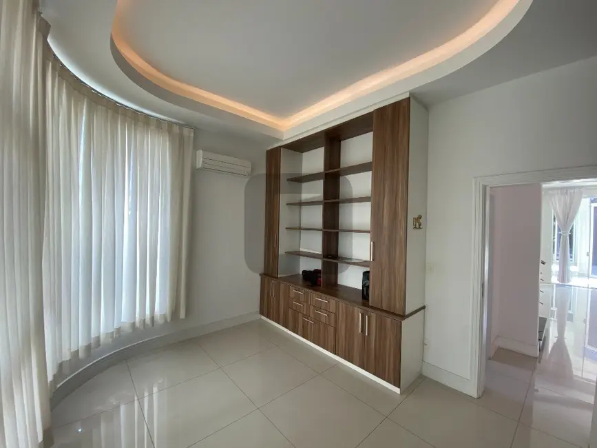 Foto 9 de Casa de Condomínio com 4 quartos à venda, 342m2 em Swiss Park, Campinas - SP