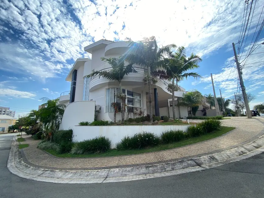 Foto 3 de Casa de Condomínio com 4 quartos à venda, 342m2 em Swiss Park, Campinas - SP