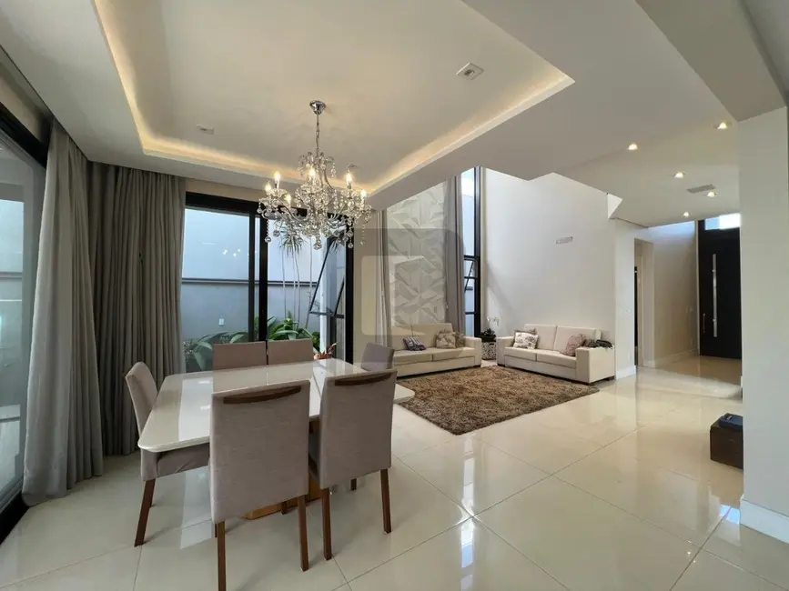 Foto 7 de Casa com 4 quartos à venda, 300m2 em Swiss Park, Campinas - SP