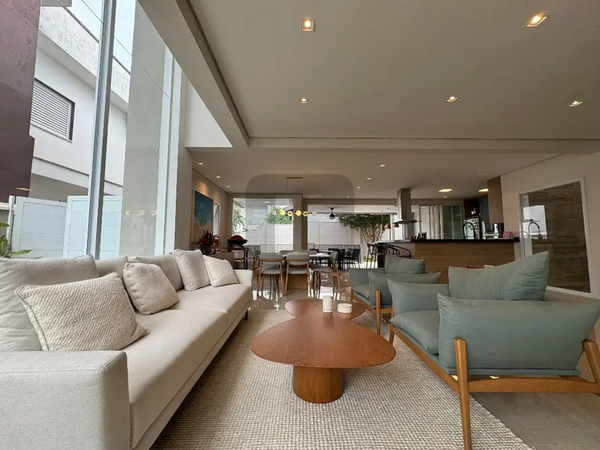 Foto 3 de Casa de Condomínio com 4 quartos à venda, 303m2 em Swiss Park, Campinas - SP