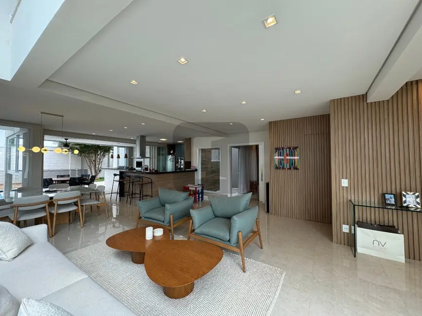 Foto 8 de Casa de Condomínio com 4 quartos à venda, 303m2 em Swiss Park, Campinas - SP