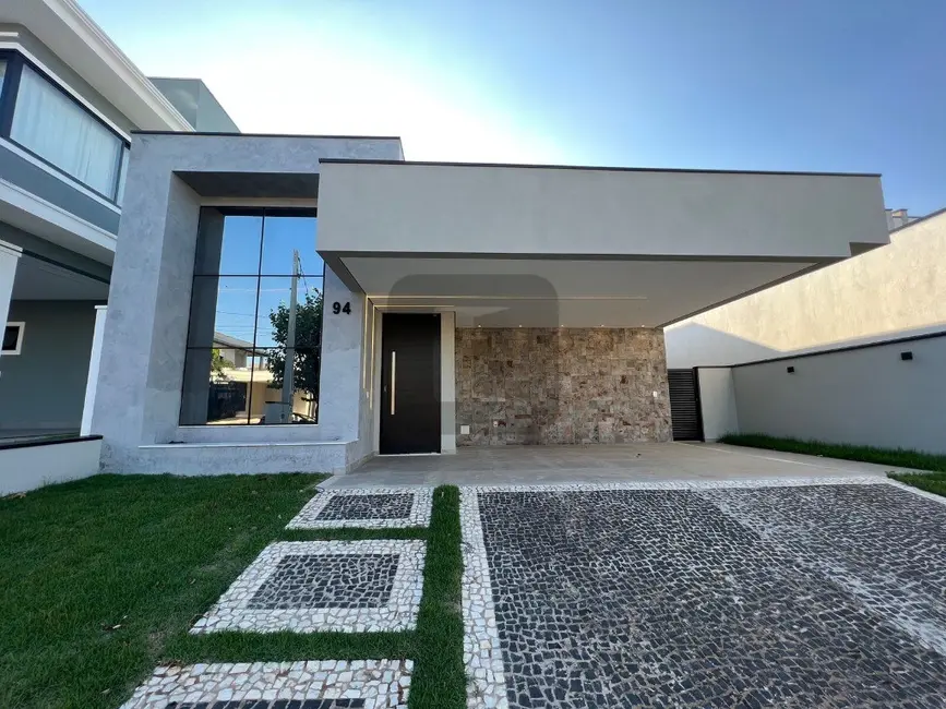 Foto 2 de Casa de Condomínio com 3 quartos à venda, 215m2 em Swiss Park, Campinas - SP