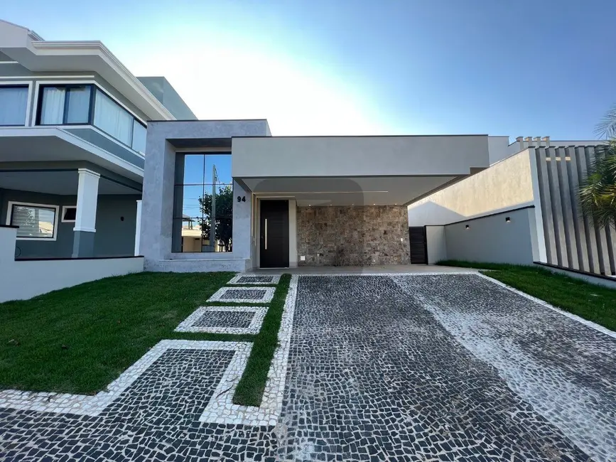 Casa de Condomínio com 3 quartos à venda, 215m2 em Swiss Park, Campinas - SP - imagem 3 Foto 3 de Casa de Condomínio com 3 quartos à venda, 215m2 em Swiss Park, Campinas - SP