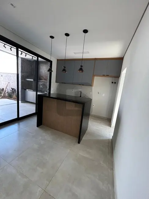 Casa de Condomínio com 3 quartos à venda, 140m2 em São Bento, Paulinia - SP - imagem 7 Foto 7 de Casa de Condomínio com 3 quartos à venda, 140m2 em São Bento, Paulinia - SP
