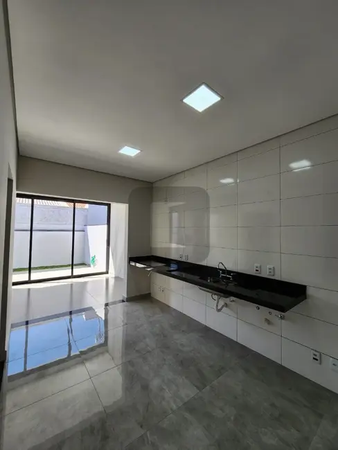 Foto 5 de Casa de Condomínio com 3 quartos à venda, 165m2 em Parque Brasil 500, Paulinia - SP