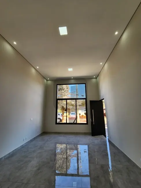 Casa de Condomínio com 3 quartos à venda, 165m2 em Parque Brasil 500, Paulinia - SP - imagem 4 Foto 4 de Casa de Condomínio com 3 quartos à venda, 165m2 em Parque Brasil 500, Paulinia - SP