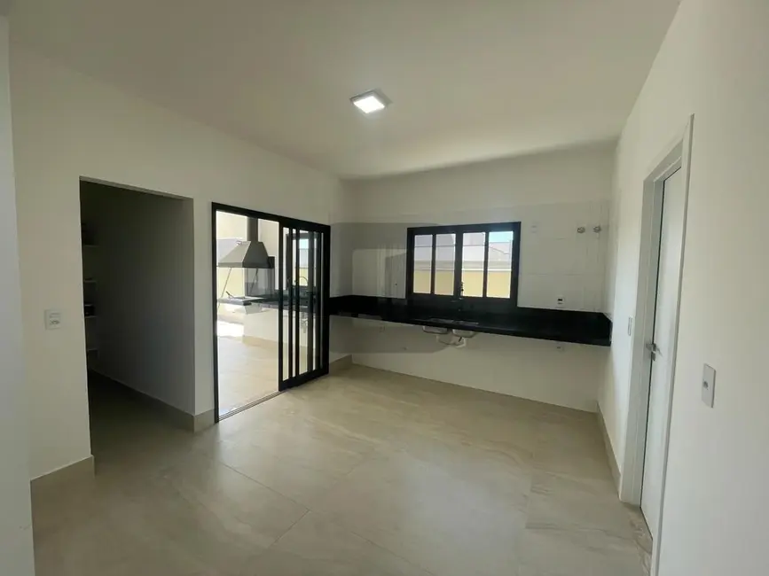 Foto 6 de Casa de Condomínio com 3 quartos à venda, 180m2 em Roncáglia, Valinhos - SP