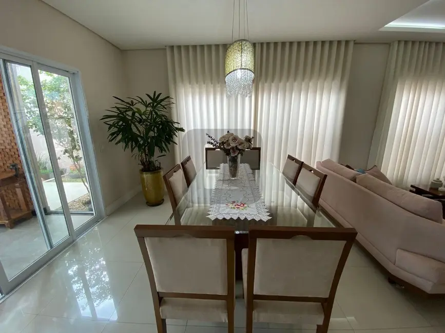 Foto 8 de Casa de Condomínio com 4 quartos à venda, 360m2 em Swiss Park, Campinas - SP