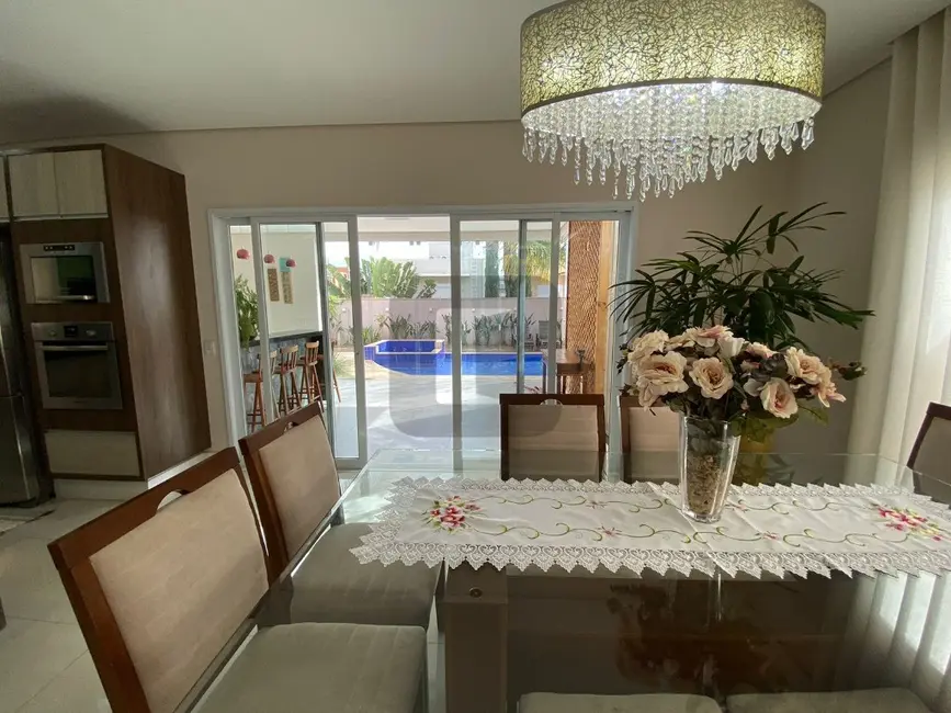 Foto 7 de Casa de Condomínio com 4 quartos à venda, 360m2 em Swiss Park, Campinas - SP