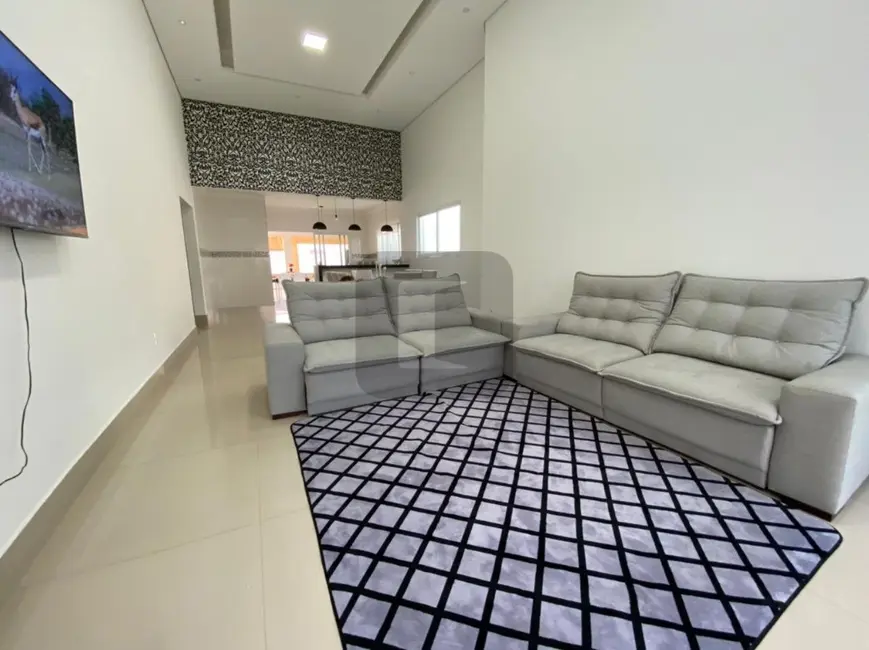 Foto 4 de Casa de Condomínio com 3 quartos à venda e para alugar, 230m2 em Swiss Park, Campinas - SP