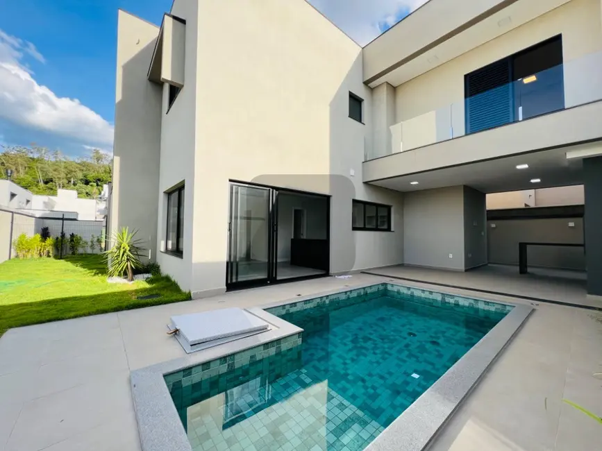Foto 2 de Casa de Condomínio com 3 quartos à venda, 217m2 em Roncáglia, Valinhos - SP
