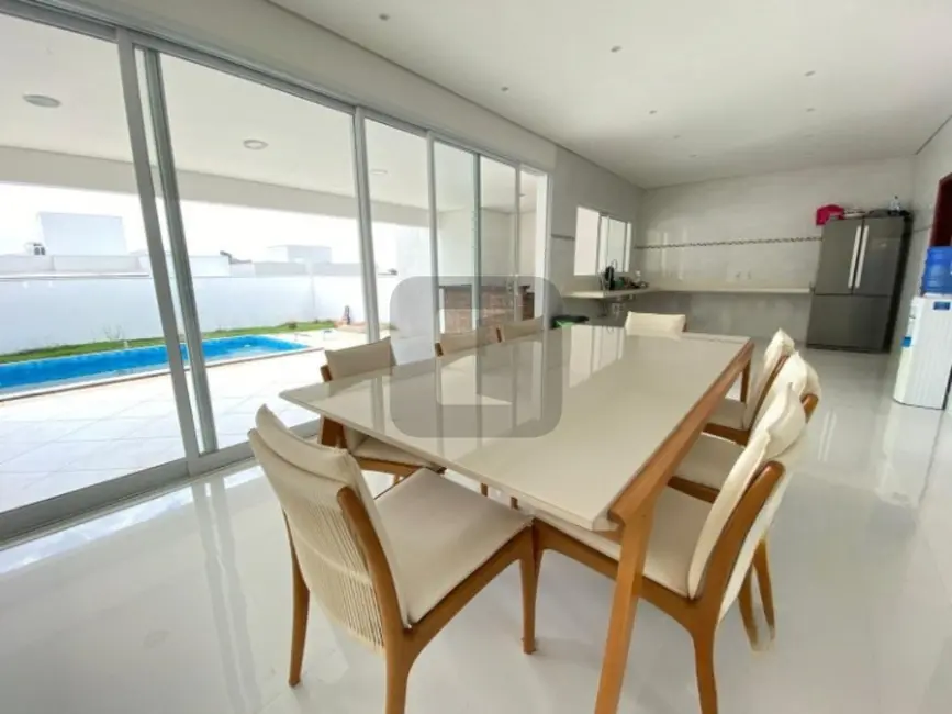 Foto 7 de Casa de Condomínio com 4 quartos à venda, 300m2 em Swiss Park, Campinas - SP