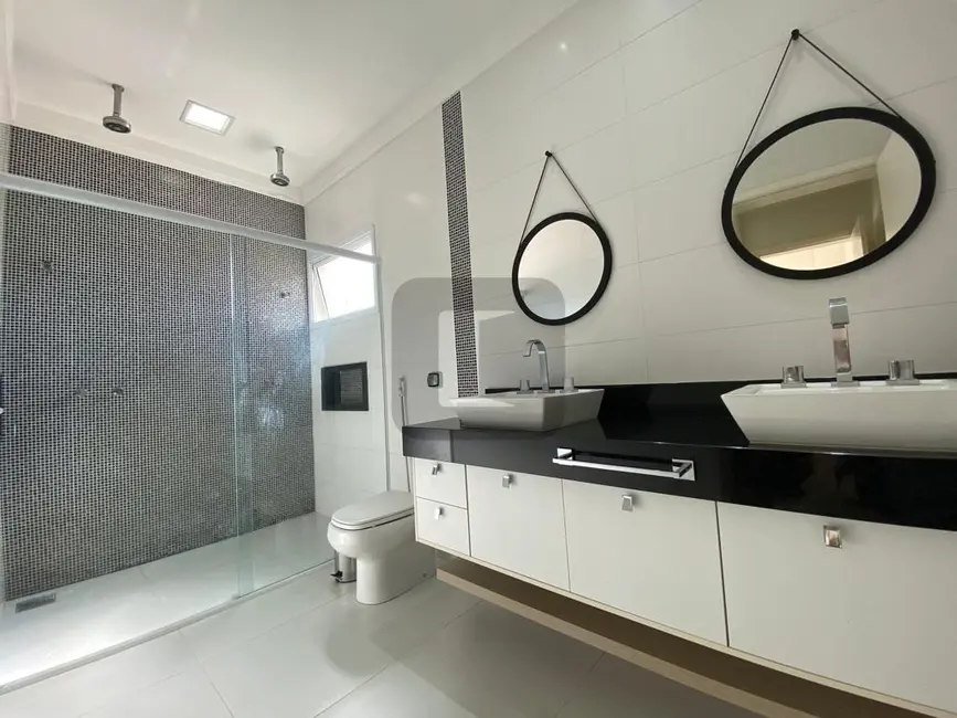 Foto 9 de Casa de Condomínio com 3 quartos à venda, 274m2 em Swiss Park, Campinas - SP