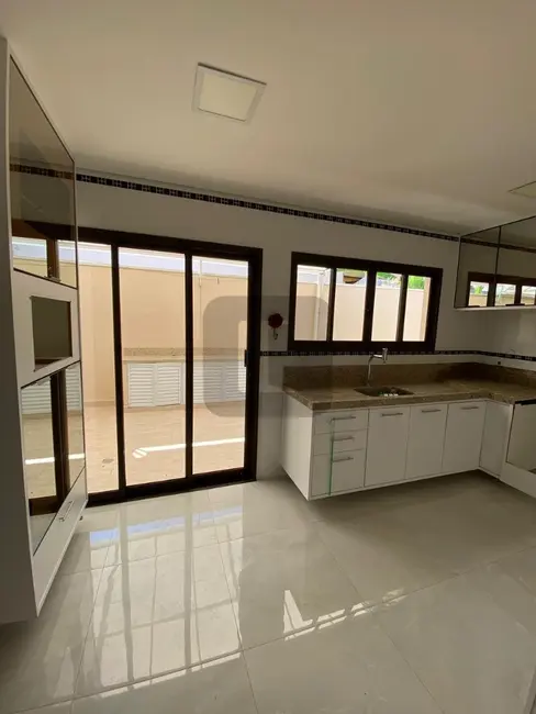 Casa de Condomínio com 5 quartos à venda, 475m2 em Condomínio Residencial Terras do Oriente, Valinhos - SP - imagem 3 Foto 3 de Casa de Condomínio com 5 quartos à venda, 475m2 em Condomínio Residencial Terras do Oriente, Valinhos - SP