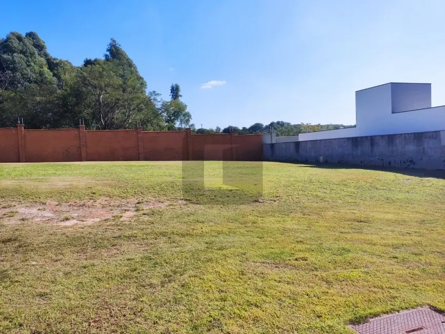 Foto 1 de Terreno / Lote à venda, 537m2 em Campinas - SP