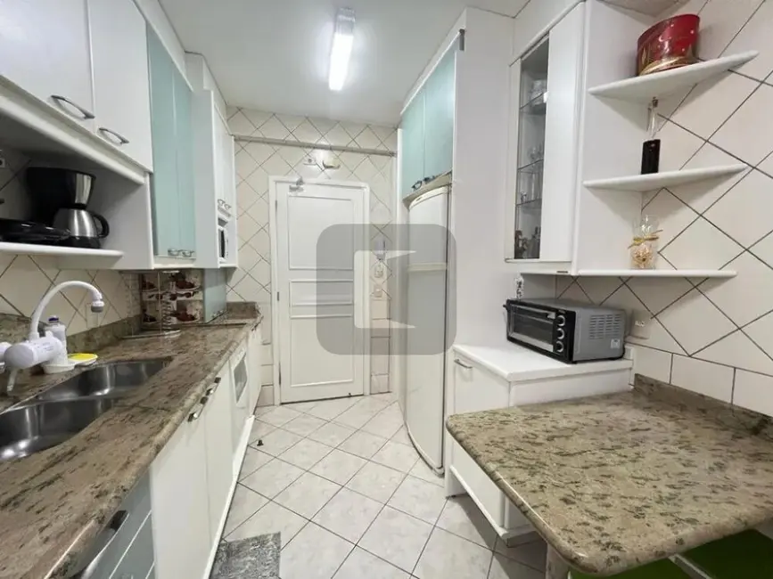 Apartamento com 3 quartos à venda, 114m2 em Vila Itapura, Campinas - SP - imagem 9 Foto 9 de Apartamento com 3 quartos à venda, 114m2 em Vila Itapura, Campinas - SP