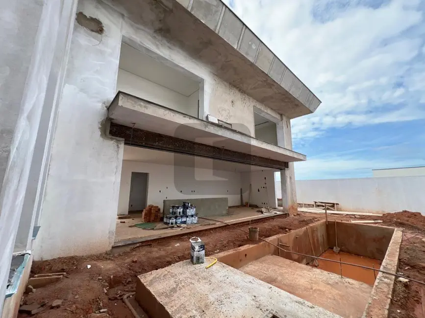 Foto 4 de Casa de Condomínio com 3 quartos à venda, 360m2 em Campinas - SP