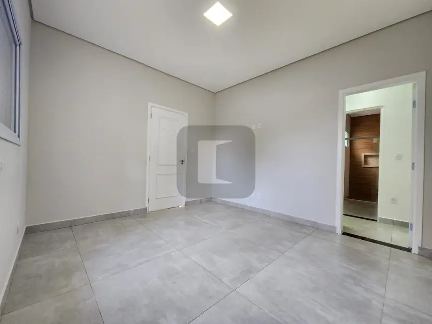 Casa de Condomínio com 3 quartos à venda, 220m2 em Jardim Lorena, Valinhos - SP - imagem 9 Foto 9 de Casa de Condomínio com 3 quartos à venda, 220m2 em Jardim Lorena, Valinhos - SP