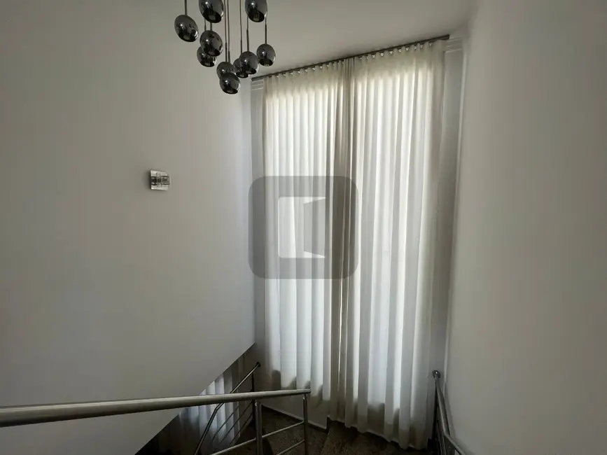 Foto 8 de Casa de Condomínio com 4 quartos à venda, 243m2 em Swiss Park, Campinas - SP