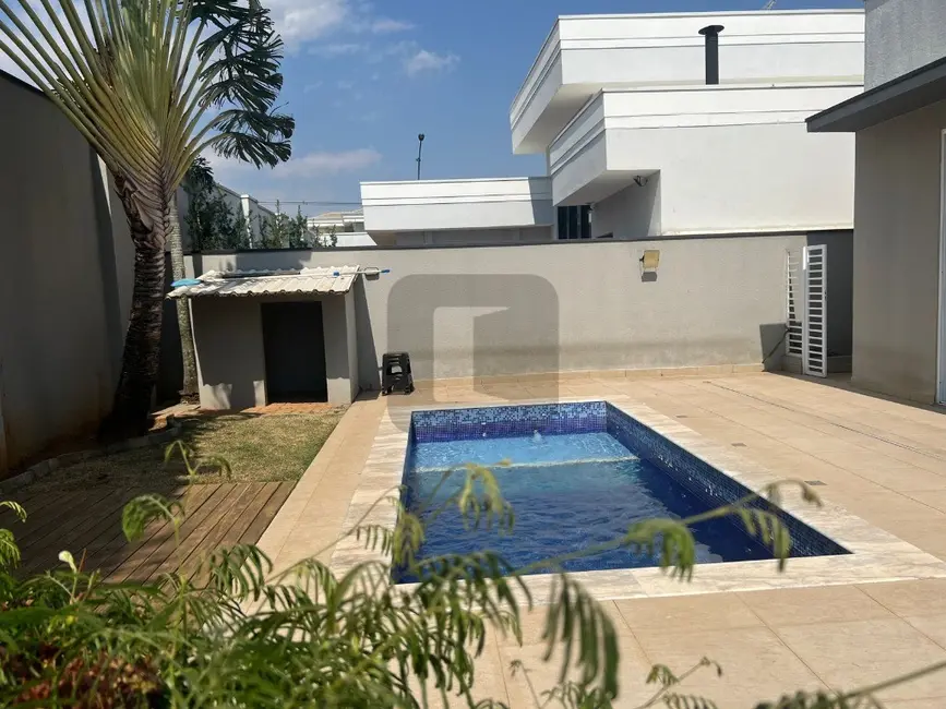 Foto 1 de Casa de Condomínio com 4 quartos à venda, 243m2 em Swiss Park, Campinas - SP