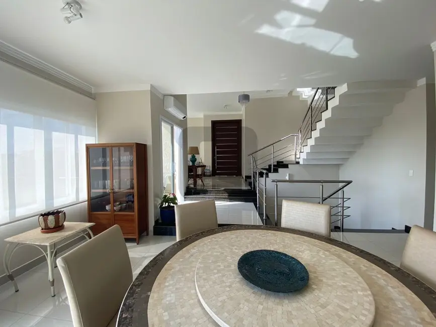 Foto 6 de Casa de Condomínio com 5 quartos à venda e para alugar, 350m2 em Swiss Park, Campinas - SP