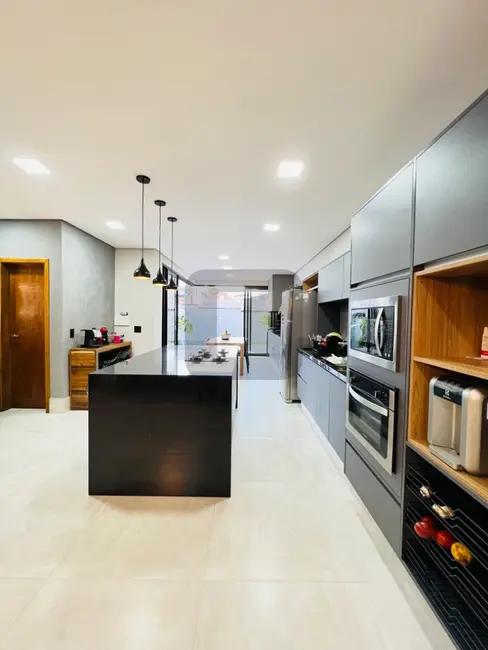 Foto 6 de Casa de Condomínio com 3 quartos à venda, 198m2 em Swiss Park, Campinas - SP