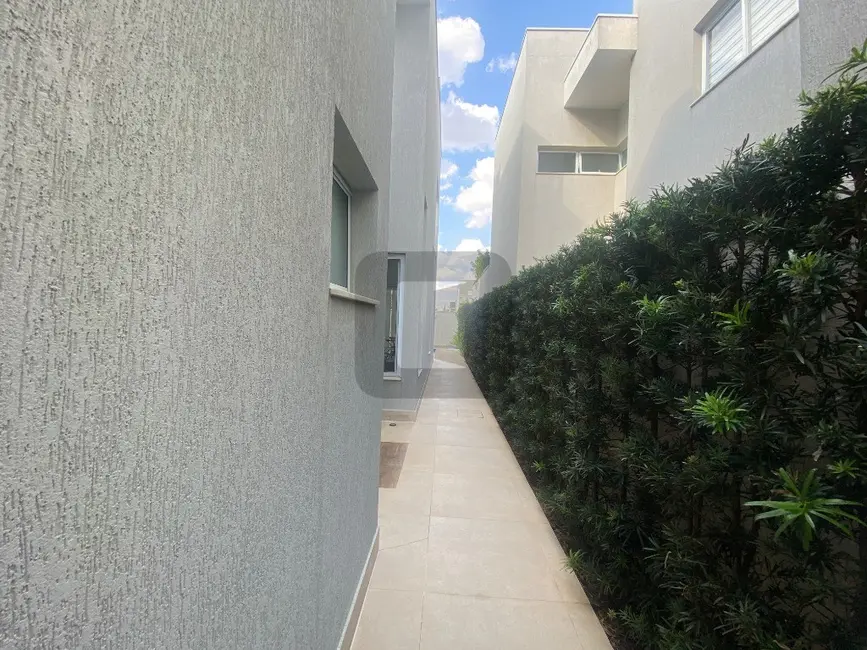 Foto 6 de Casa de Condomínio com 4 quartos à venda, 280m2 em Swiss Park, Campinas - SP