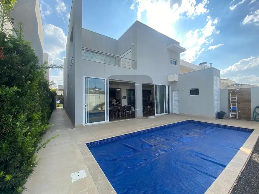 Foto 4 de Casa de Condomínio com 4 quartos à venda, 280m2 em Swiss Park, Campinas - SP